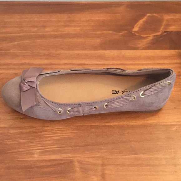 NWOT American Eagle Ballet Flats - Picture 3 of 5